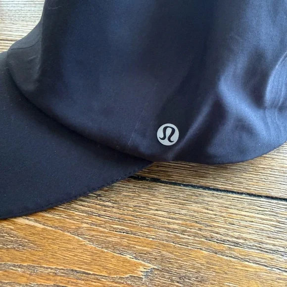 Lululemon Athletica Fast & Free Black Women's Hat - Picture 3 of 5